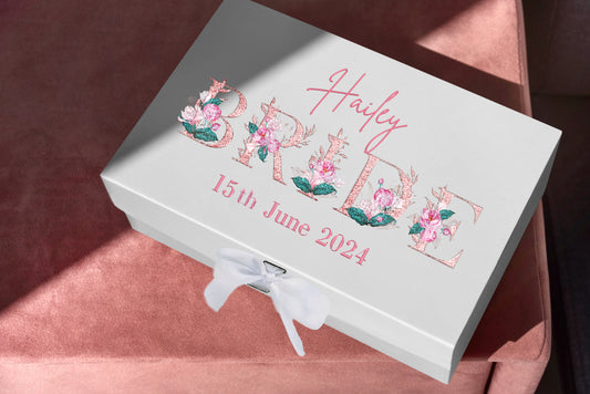 Bridal Party Box, Personalized Wedding Gift Box - Custamazegifts.com 