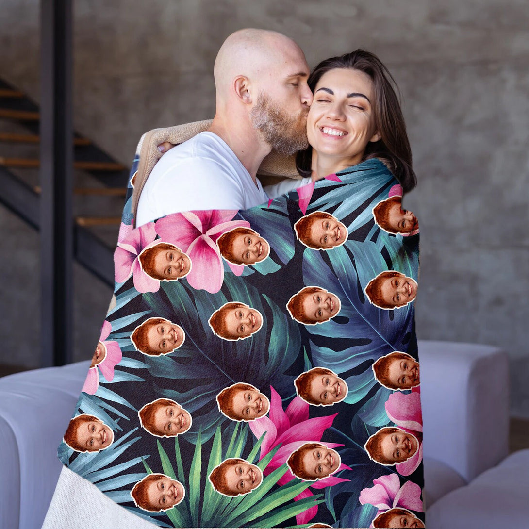 Custom Face Blanket, Personalized Blanket with Photo - Custamazegifts.com 