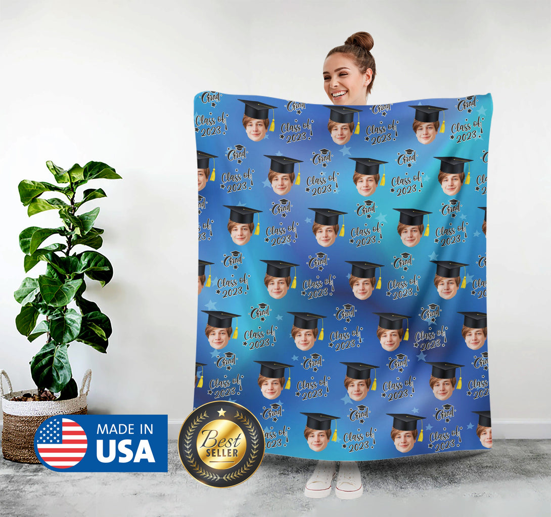 Graduation Blanket, Grad Personalized Face Blankets - Custamazegifts.com 