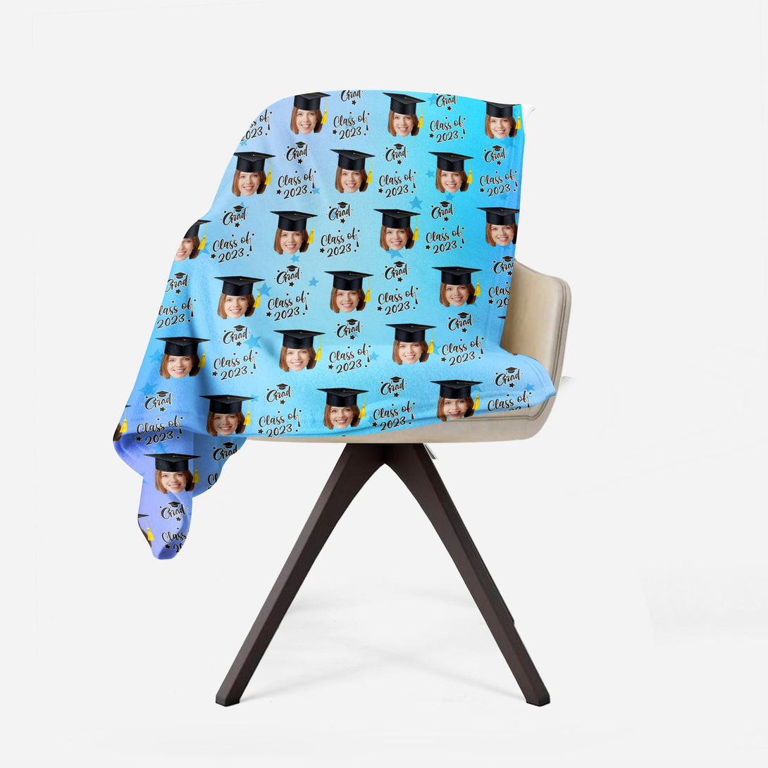 Graduation Blanket, Grad Personalized Face Blankets - Custamazegifts.com 